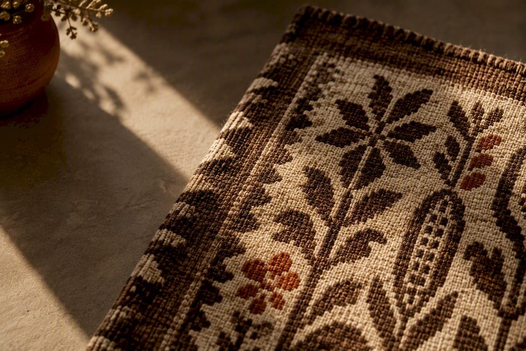 3 Techniques That Reveal Mexican Textile Motifs' Meaning